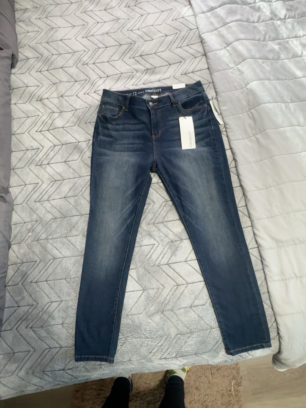 Westport Women's Dark Wash Skinny Jeans